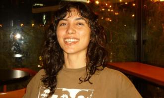 Amanda Ferreira Schelles