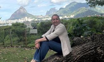 Adriane Guides de Carvalho