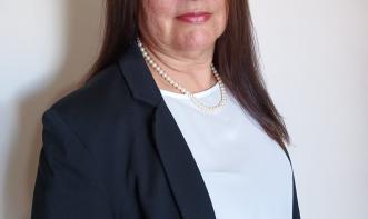 RUTH DE CASSIA CARQUEIJEIRO MELO