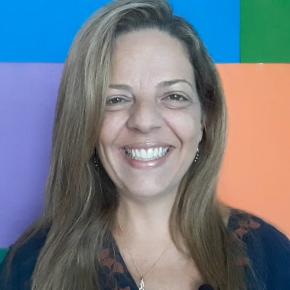 Claudia Mendonça de Barros