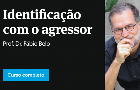 Identificação com o agressor