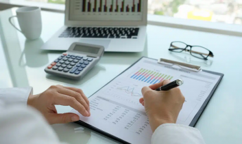 AUDITORIA EM ENFERMAGEM