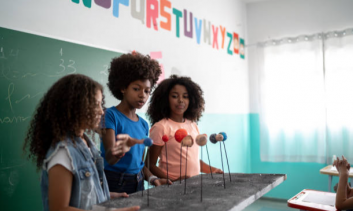 POLÍTICAS PÚBLICAS EM EDUCAÇÃO