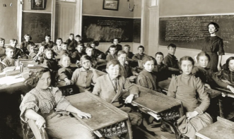 DOCÊNCIA NO ENSINO DE HISTÓRIA