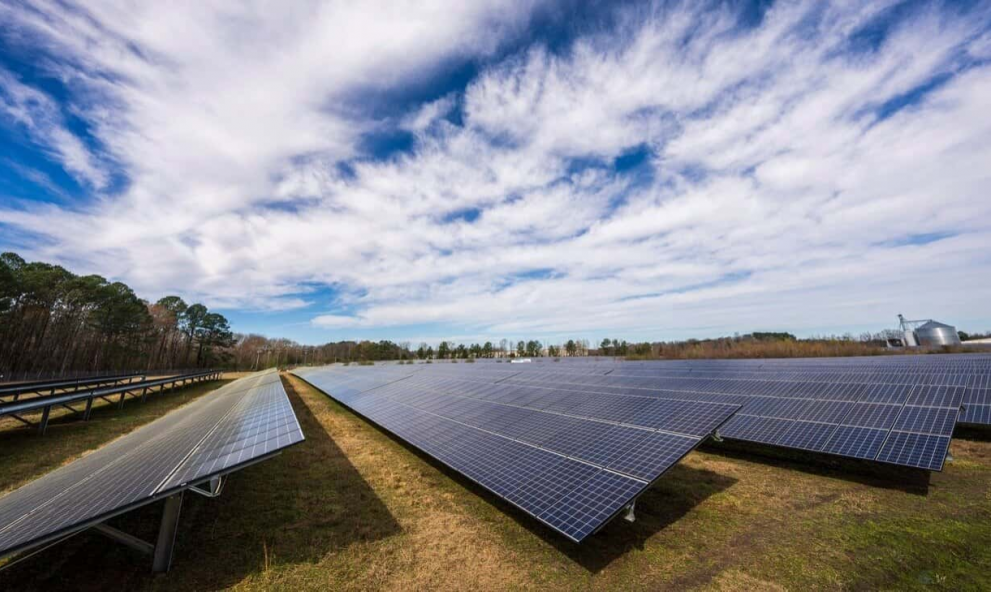 IMPLEMENTAÇÃO E PLANEJAMENTO DE USINAS SOLARES