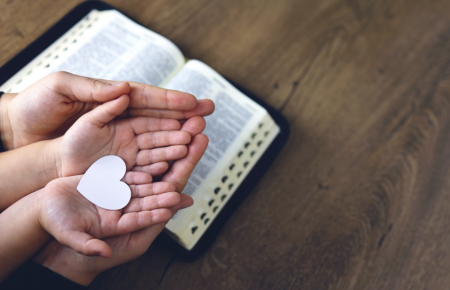 ENSINO RELIGIOSO NA EDUCAÇÃO  DO ALUNO