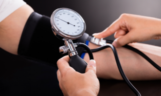 NOÇÕES BÁSICAS SOBRE HIPERTENSÃO ARTERIAL