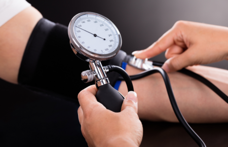 NOÇÕES BÁSICAS SOBRE HIPERTENSÃO ARTERIAL