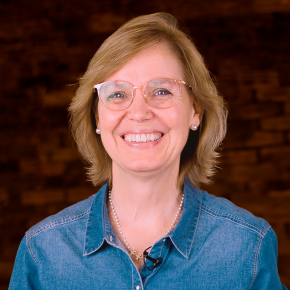 Pra. Leila Paes