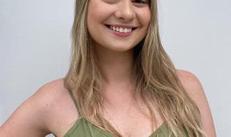 Beatriz Zambianco Almeida Holzlsauer