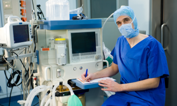 PÓS GRADUAÇÃO EM ANESTESIOLOGIA DE PEQUENOS ANIMAIS