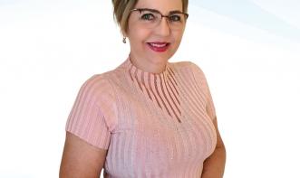 Claudia Regina de Oliveira Ferrari