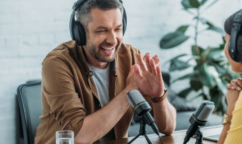 Por que tanta gente quer ter um podcast?
