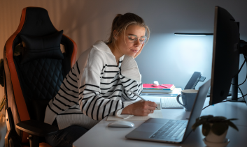 Dê vida às histórias: narrativa e roteiros