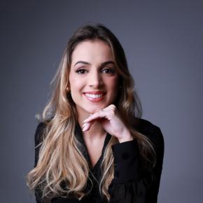 Lis Maria Bretas de Carvalho Gomes