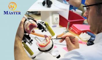Técnico em Prótese Dentária